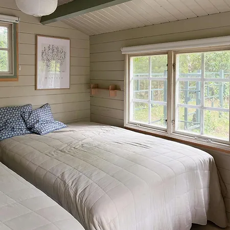 Log With Annexe And Natural Garden Сasa de vacaciones Vejby Strand